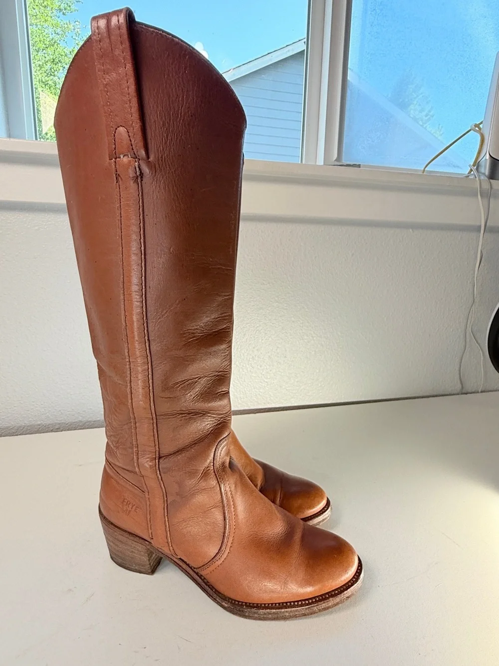 Frye Vintage Tall Riding Boots Cognac Leather Block Heel USA 6.5